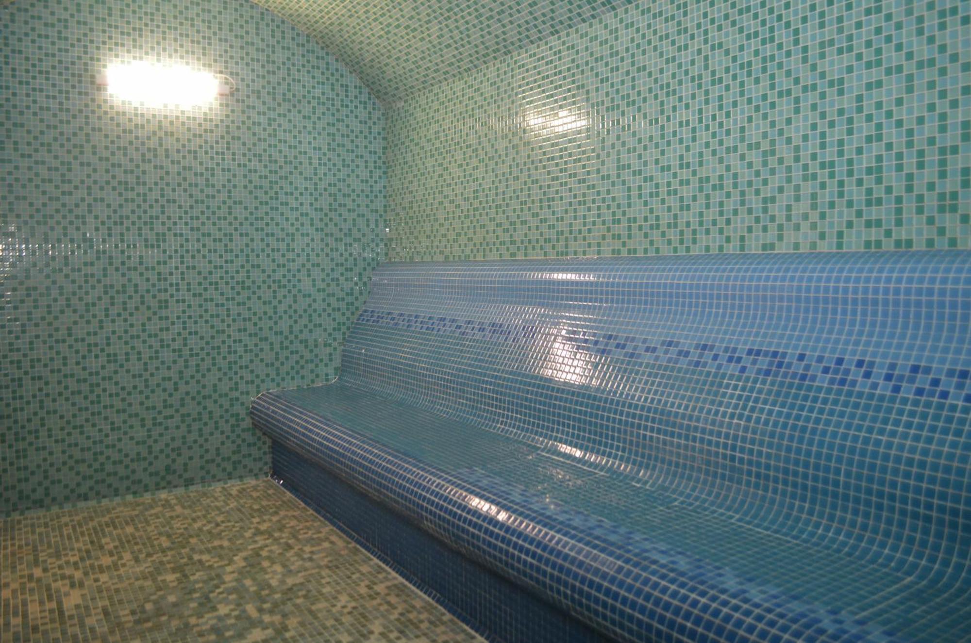 באקאו Hotel Emd מראה חיצוני תמונה