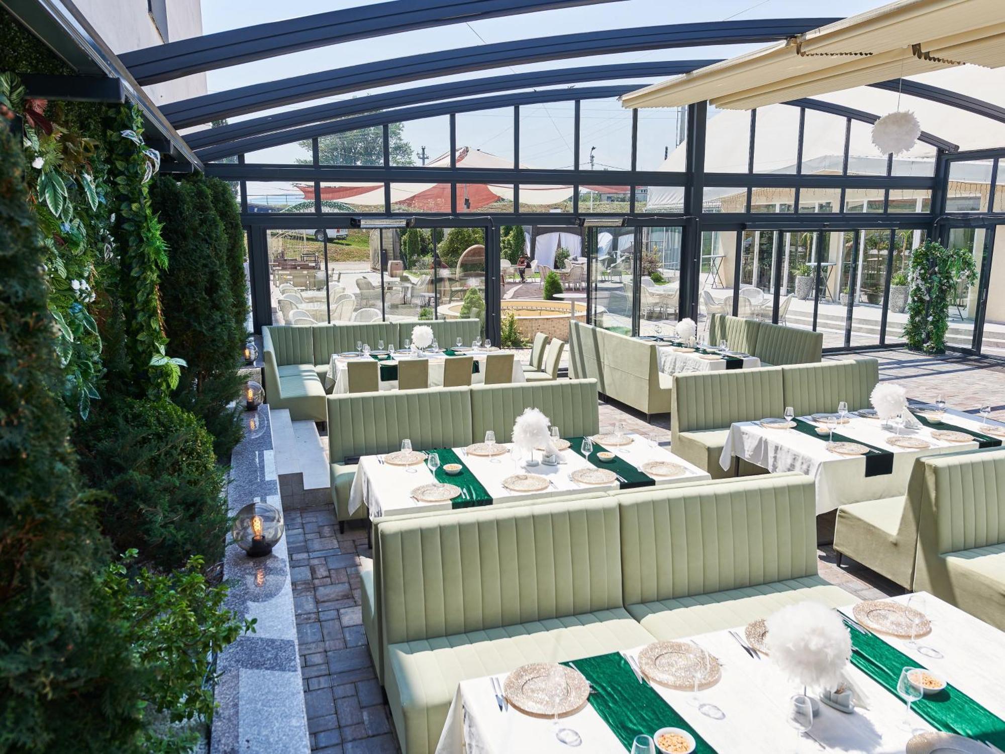 באקאו Hotel Emd מראה חיצוני תמונה