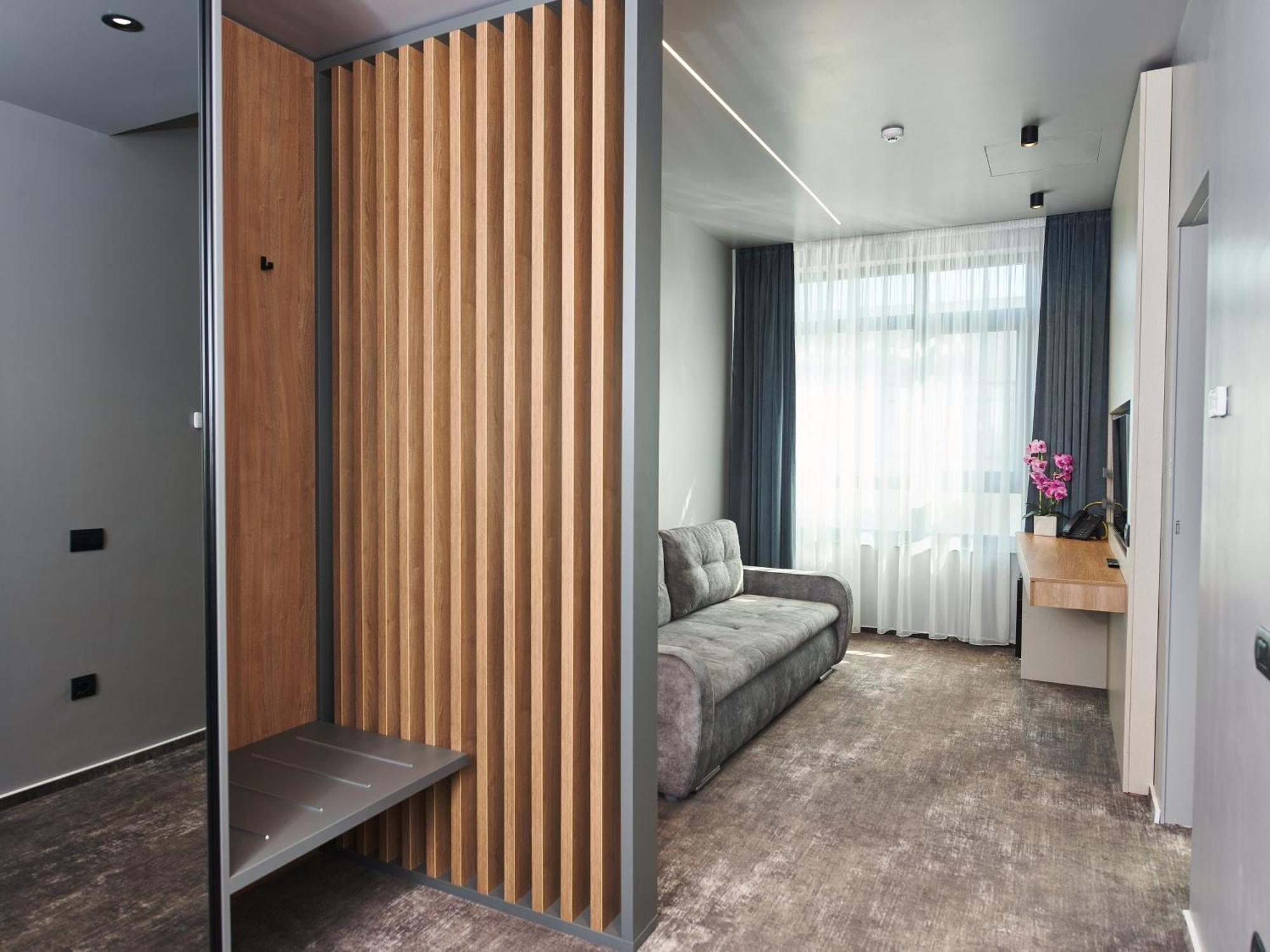 באקאו Hotel Emd מראה חיצוני תמונה