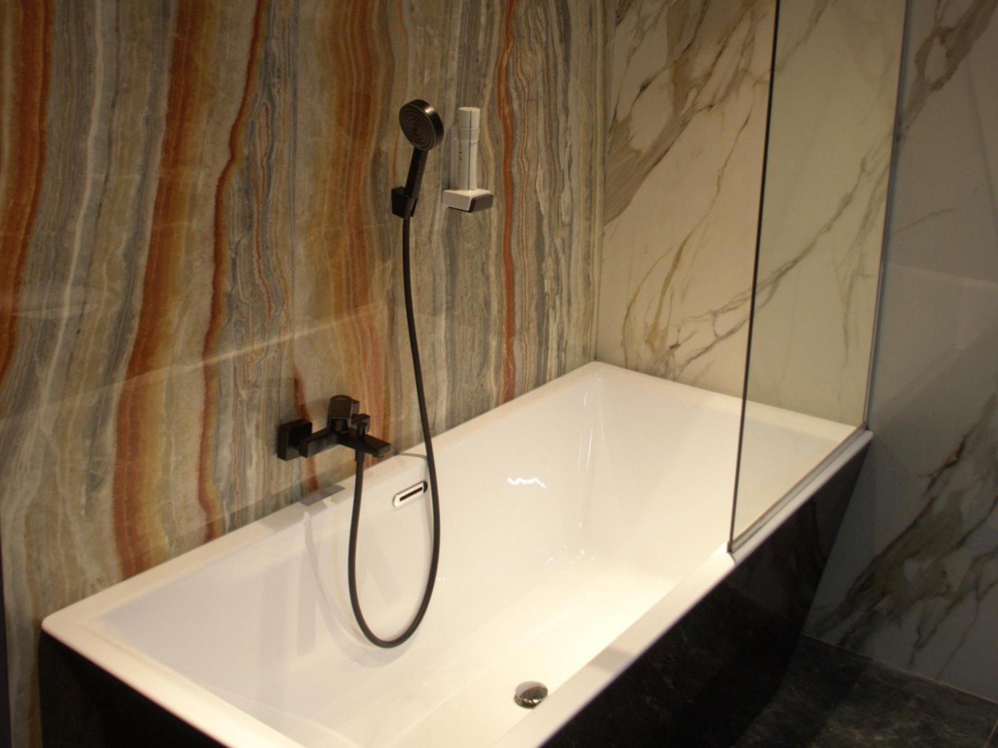 באקאו Hotel Emd מראה חיצוני תמונה