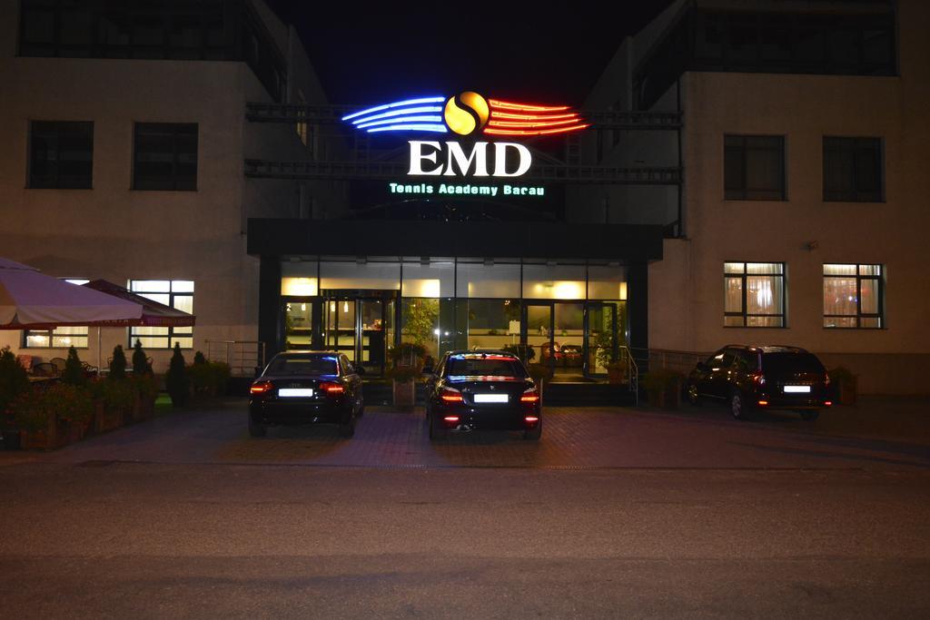 באקאו Hotel Emd מראה חיצוני תמונה